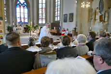 Feier der 1. Heiligen Kommunion in Sankt Crescentius (Foto: Karl-Franz Thiede)